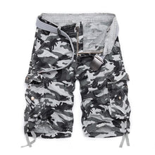Load image into Gallery viewer, Camouflage Loose Cargo Shorts